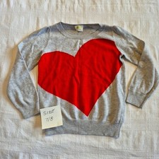 Crazy 8 girls size 7/8 or Medium gray pullover sweater with red heart VGUC