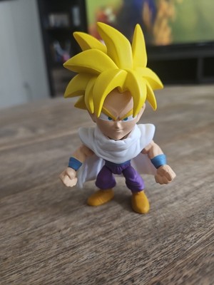 Dragonball Z ~ 3'' SUPER SAIYAN GOHAN ACTION FIGURE ~ The Loyal Subjects