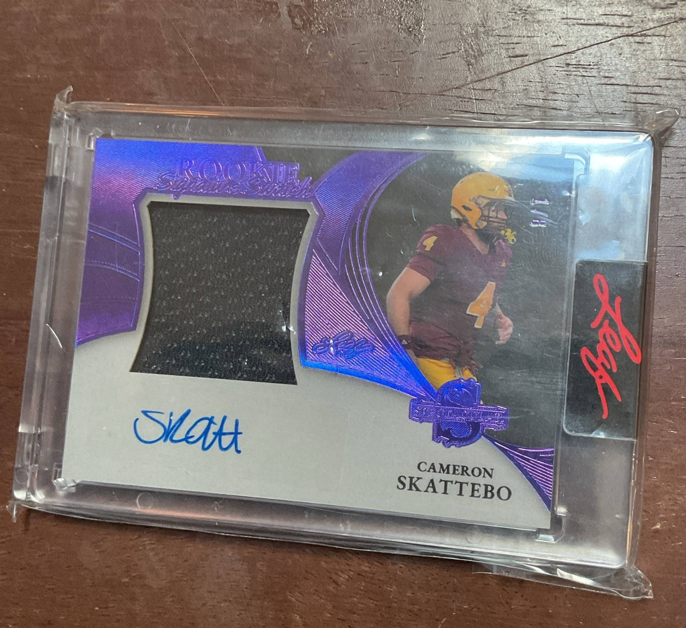 Leaf 2023 Spectacular Cameron Skattebo Rookie Patch Auto RS-CS1 /7