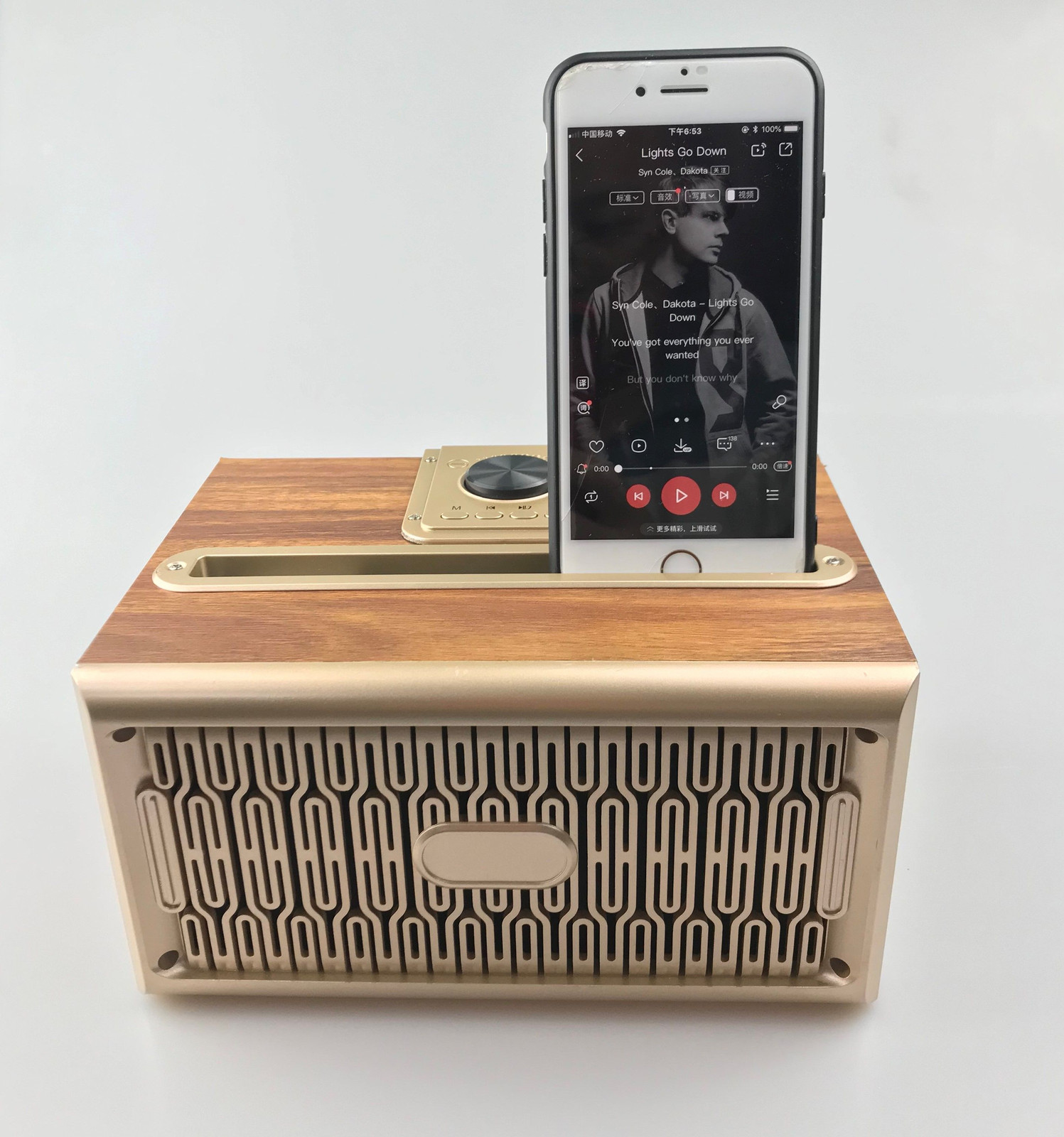 Mini enceinte Bluetooth rétro et radio FM W06 portable marron clair pour smartphone - 3