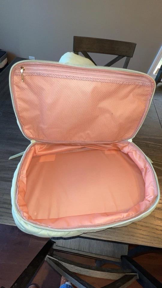Bolsa de viagem Poppy & Peonies acolchoada verde perfeito com bolsos internos fecho com zíper - Imagem 3 de 4