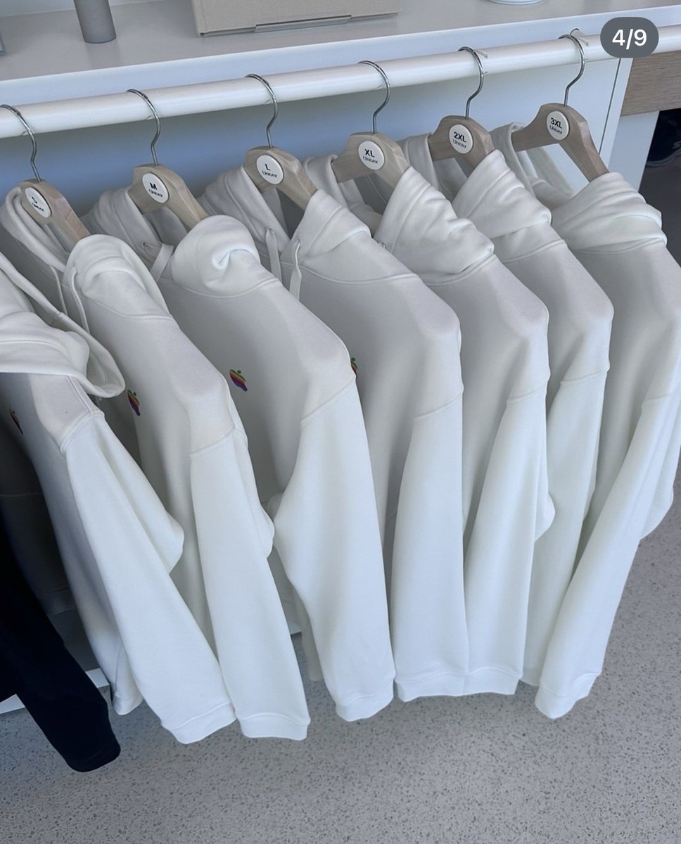 Apple Park Visitor Center限定 ボールペン s-l1200.jpg