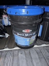 Ultra-Maxx 1000 Fast-Dry Driveway Filler/Sealer, 4.75-Gals.