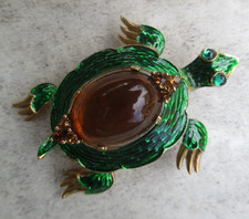 Vintage Crown Trifari A Phillipe LOrient Green Enamel Turtle Brooch Pin !!!