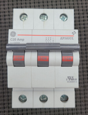 GE EP103ULC20 MINIATURE CIRCUIT BREAKER 20AMP 3 POLE 120/240VAC