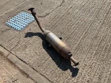 TOYOTA AVENSIS 2017 T270 MK4 1.6 DIESEL DPF DIESEL PARTICULATE FILTER