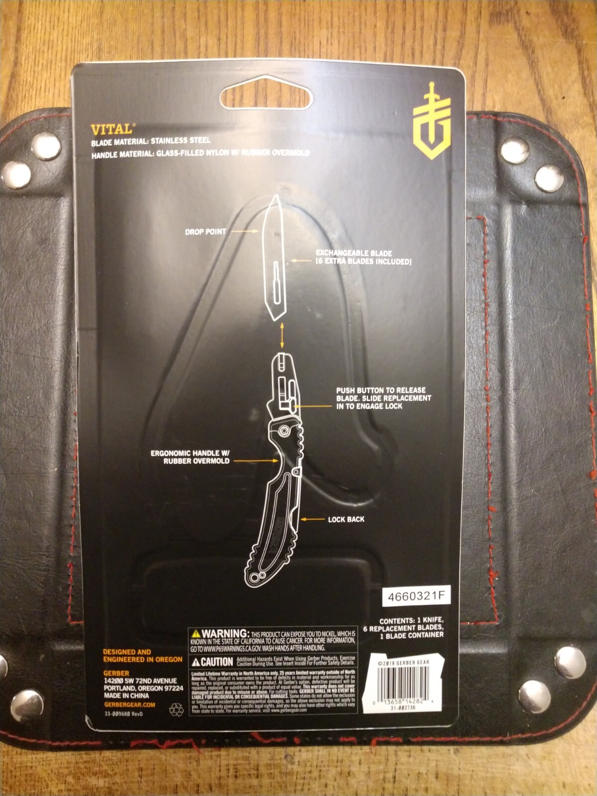 Gerber Vital Pocket Folding Knife 2.8" HC S.S. Razor Blade + 6 Xtra