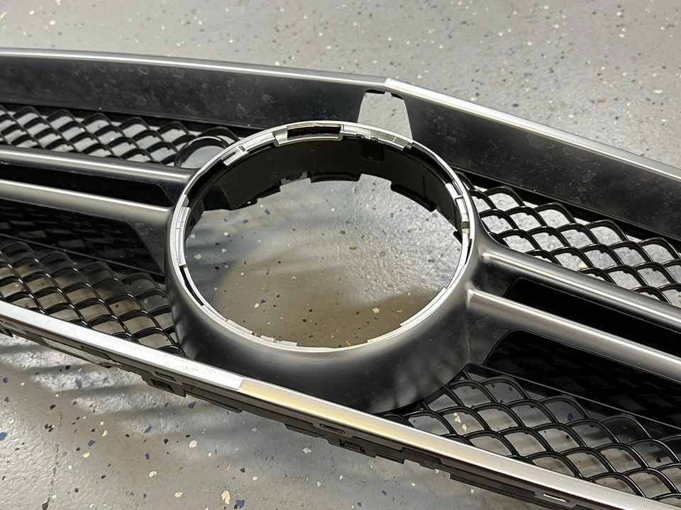 Parachoques delantero parrilla del radiador ST3 2015-2017 genuino Mercedes AMG Clase S cupé Foto 3 de 4