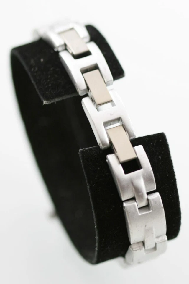 Rumours Donna Orologio Acciaio Inox Argento Alluminio Batteria Acqua Resist Rosa - Immagine 3 di 3