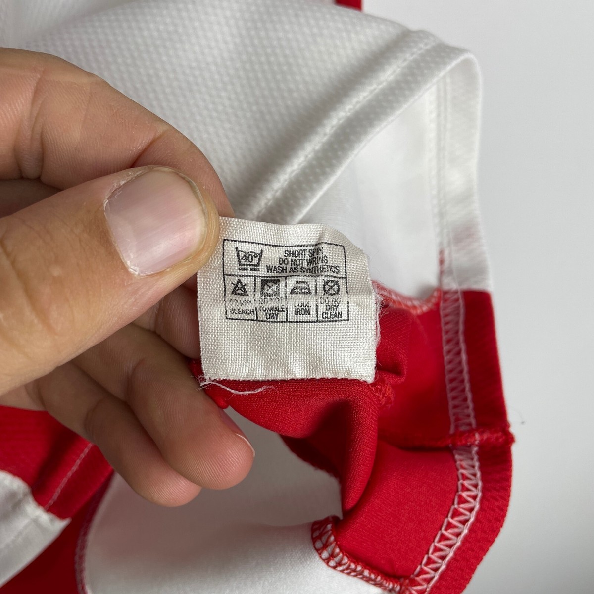 Exeter City 2002-2003 Vintage Home Football Shirt Bergoni Exeter City 2002-2003 Vintage Home Football Shirt Bergoni