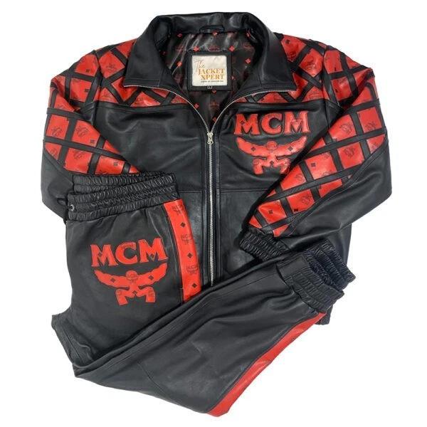 MCM Negro Rojo Cuero Chándal Chaqueta Pantalones Sombrero Conjunto Para Hombres XL Diseñador Ropa de Calle Foto 3 de 4