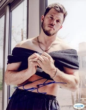 Jimmy Tatro "The Real Bros of Simi Valley" AUTOGRAPH Signed Shirtless 8x10 Photo