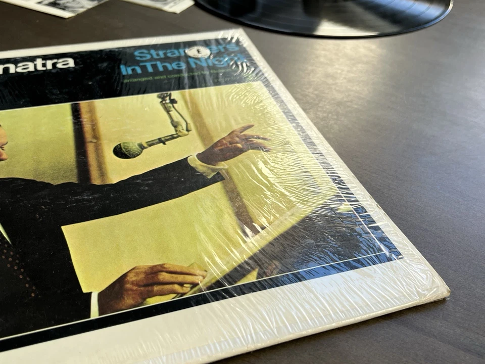Frank Sinatra Strangers In The Night Vinyl LP F-1017 1966 Mono EX/EX w/ Shrink - Image 4 of 4