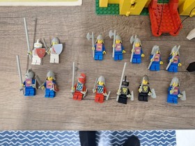 Vintage Lego Castle Set 375 Yellow Castle complete in original box 1978 RARE!