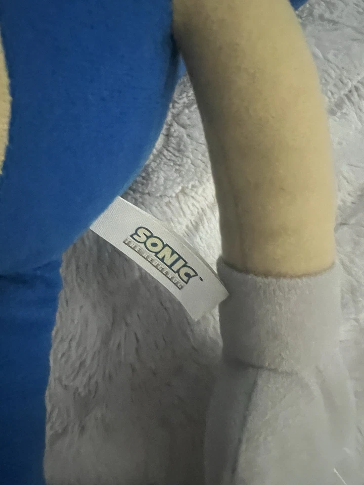 Sonic The Hedgehog CARNIVAL PRIZE 15” Plush Licensed Toy - Image 4 of 4