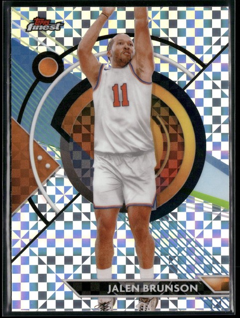 2023-24 Finest #32 Jalen Brunson Checkerboard Refractors