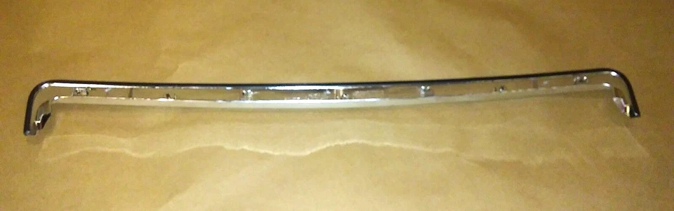 07-11 CHEVROLET AVEO CAPÓ DELANTERO MOLDURA PANEL CROMO GM1235108 Foto 2 de 2