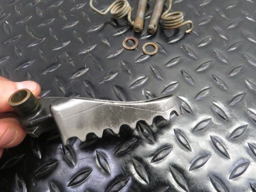 00-02 YAMAHA YZ 426 YZ 426F OEM FOOT PEGS RIGHT LEFT FOOT PEG SET FOOTPEGS  00 - Picture 5 of 11