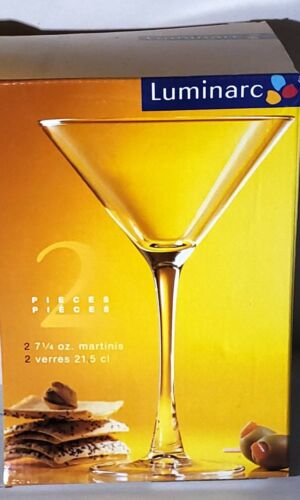Brand New Rare Luminarc Martini 2 Piece Glasses Set 7 1/4 OZ. Classy 6 3/4" Tall - Picture 3 of 8