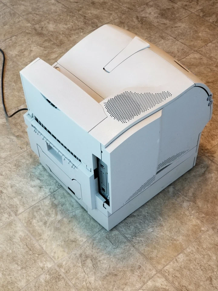 LEXMARK T522 MONOCHROME LASER PRINTER  - Image 4 of 4