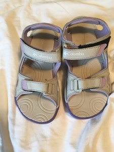 columbia girls sandals