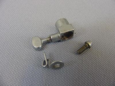 Singer 645 Part   Needle Clamp & Thread Guide