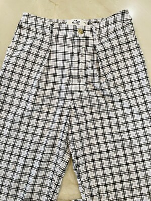 NWT Hollister High Waist Wide Leg Plaid Trousers with Pleating and