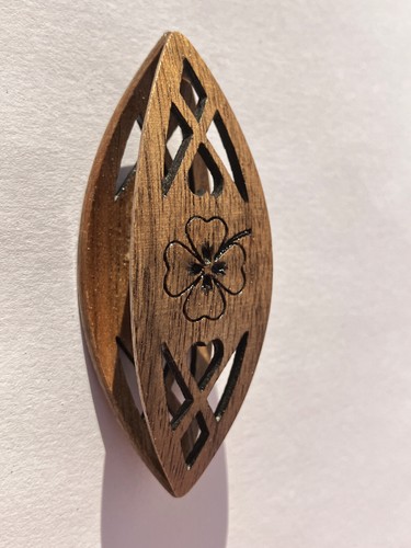 Tatting shuttle with cutout 2.5" long walnut - Picture 11 of 11