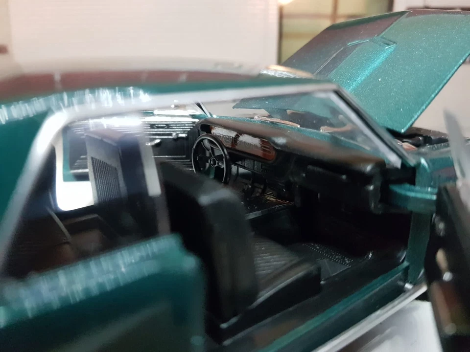 1965 Pontiac GTO Green Welly G LGB 1:24 Scale Diecast Detailed Model Car - Image 4 of 4