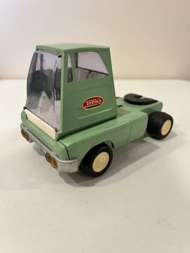 Vintage Used Metal Pressed Steel Light Green Tonka Truck Mound Minn
