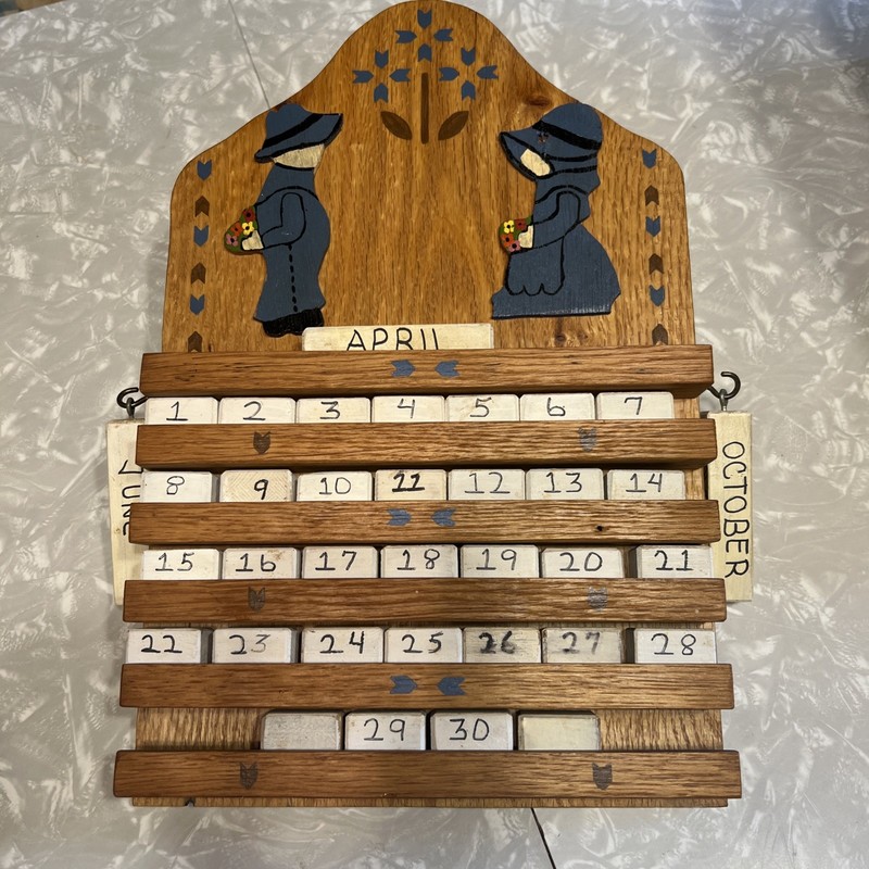 Vintage Wood Amish Themed Perpetual Calendar