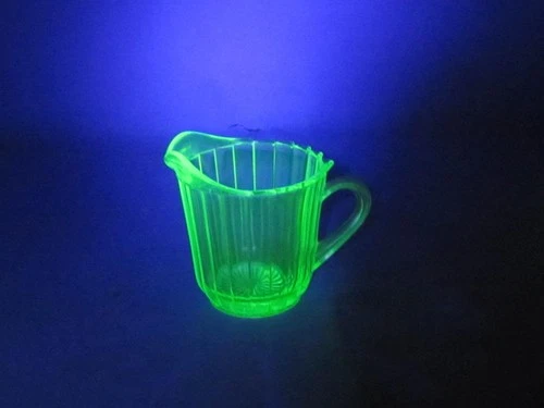 VTG Uranium Creamer Sierra Pinwheel Jeanette Green Vaseline Depression Glass
