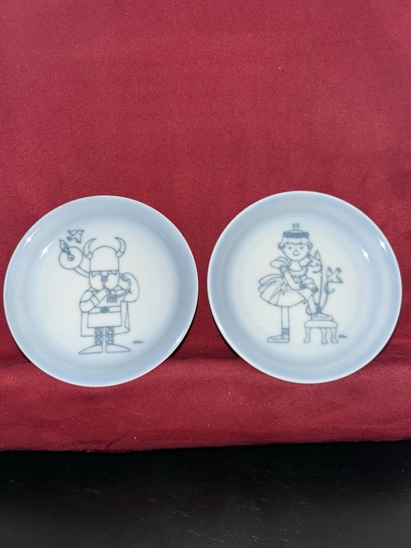 Bing & Grondahl Design Antoni trivet plates 3 1/2”- Set of 2