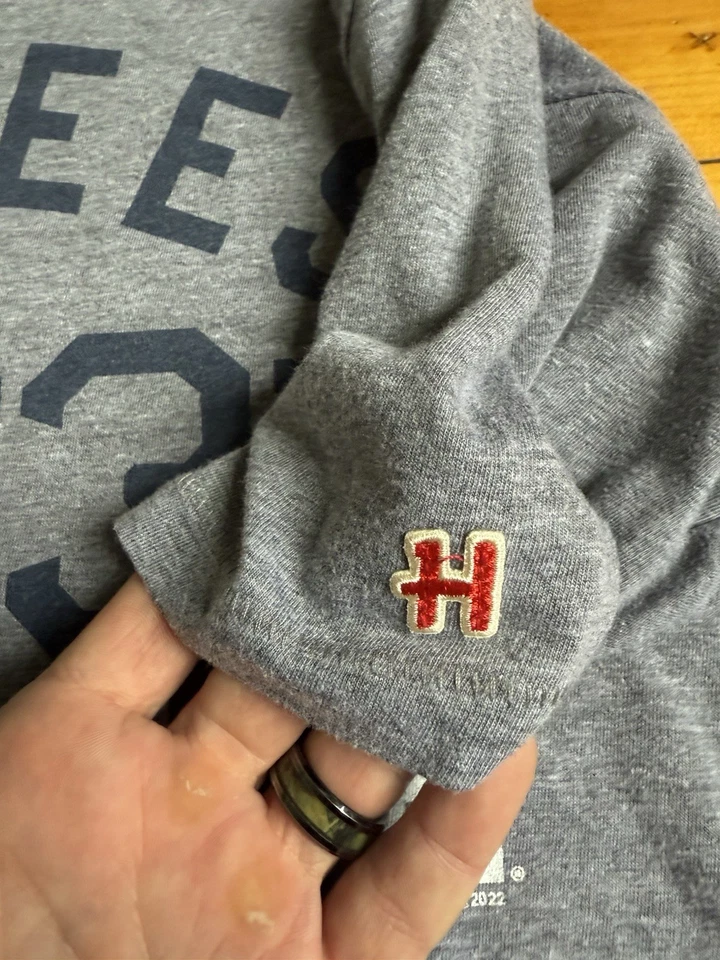 Camiseta deportiva gris jaspeado homenaje Babe Ruth mercancía MLB para hombre triple mezcla Foto 3 de 4