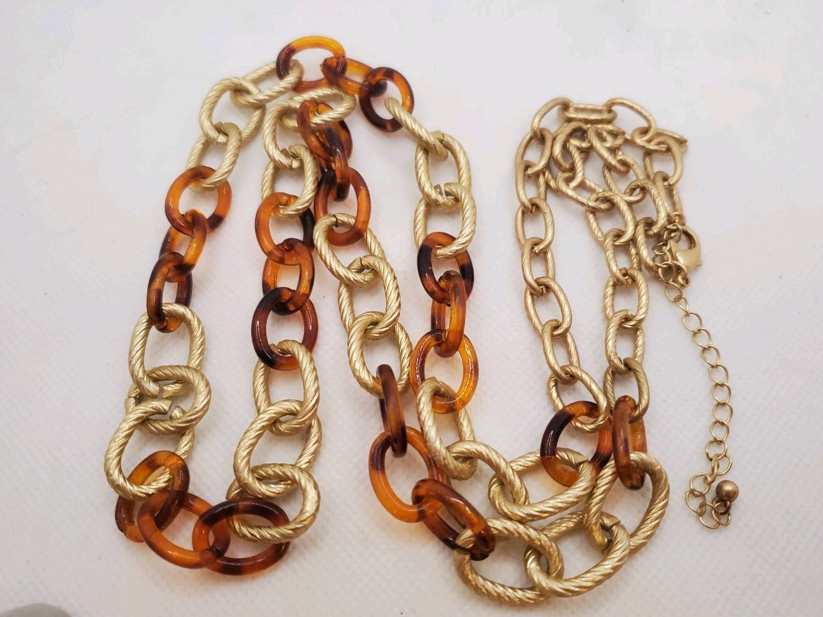 Modern Tortoiseshell Pattern Gold Tone Chain Neck… - image 2