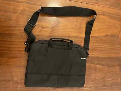 Incase Black Padded Laptop Bag for MacBook - pockets zippers shoulder strap
