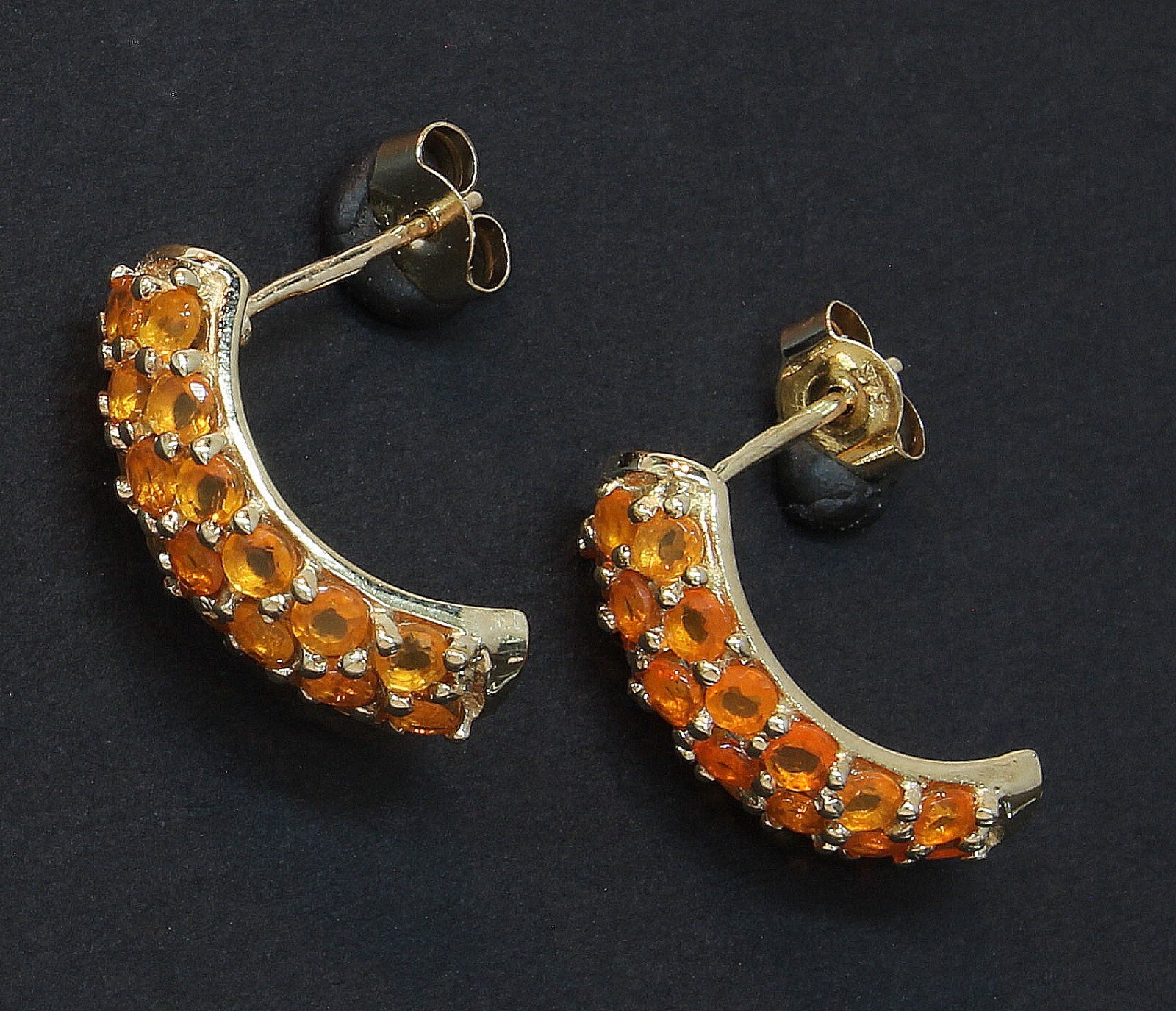 9 Carat Yellow Gold Fire Opal Cuff Earrings Butterfly Fasteners (80.23.042) - Picture 4 of 5