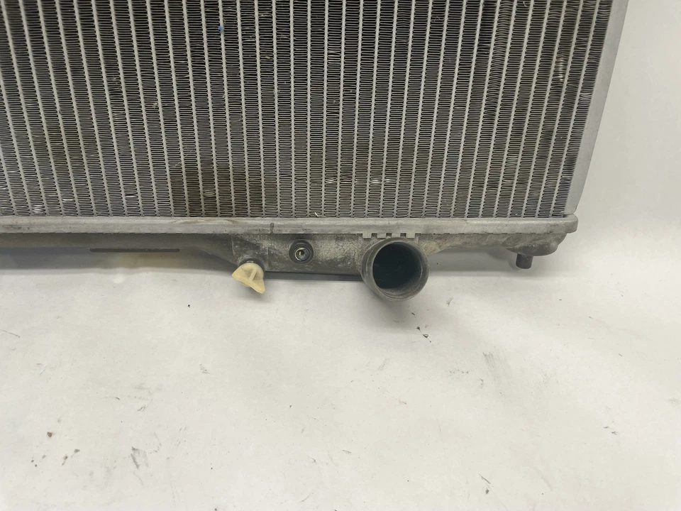 Radiador de refrigeración principal Acura NSX 1991 1992 3,0 L OEM Foto 4 de 4