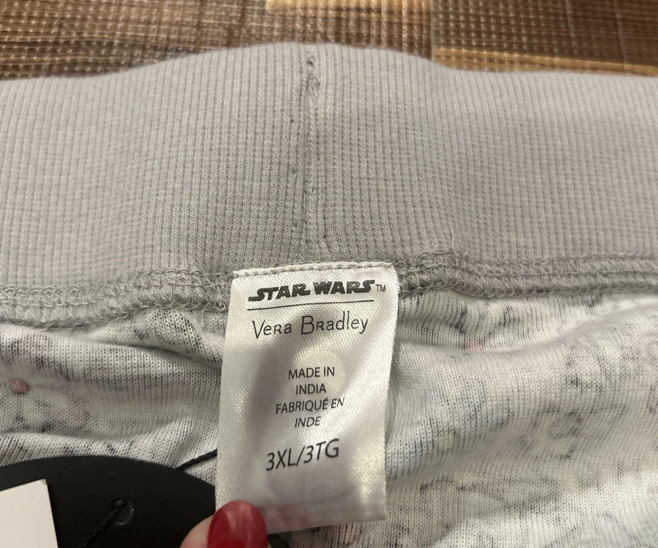 Pantalones Jogger PJ Star Wars Talla 3X 22/24 Far Far Far Away Ditsy Vera Bradley Nuevos con Etiquetas Foto 3 de 4