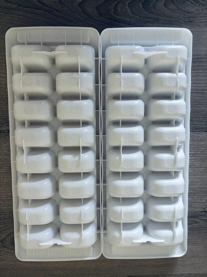 Vintage Rubbermaid Kunststoff weiß 16 Eiswürfelschalen #2867 16 Hergestellt in den USA (2) - Bild 2 von 4