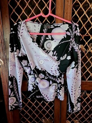  EUC MMLOVE MM LOVE LS Floral Flower Purple Black Scoop Blouse Shirt Top  XS