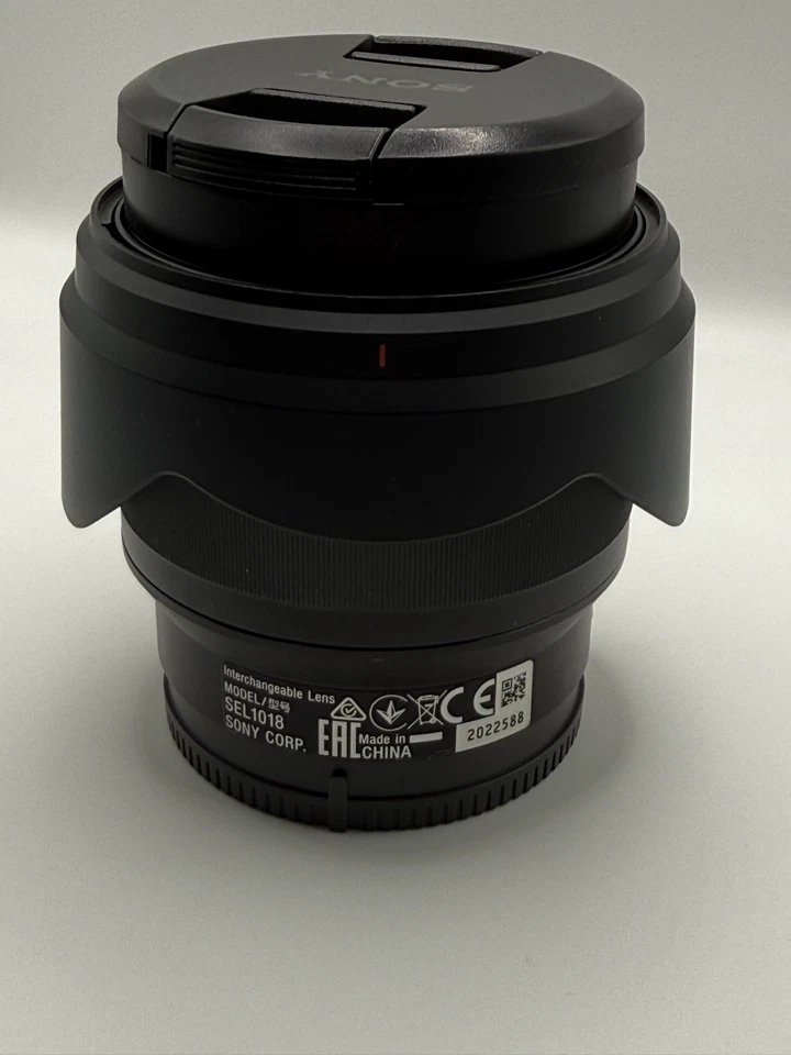 Sony SEL 10-18mm f/4 OSS Lens - Image 4 of 4