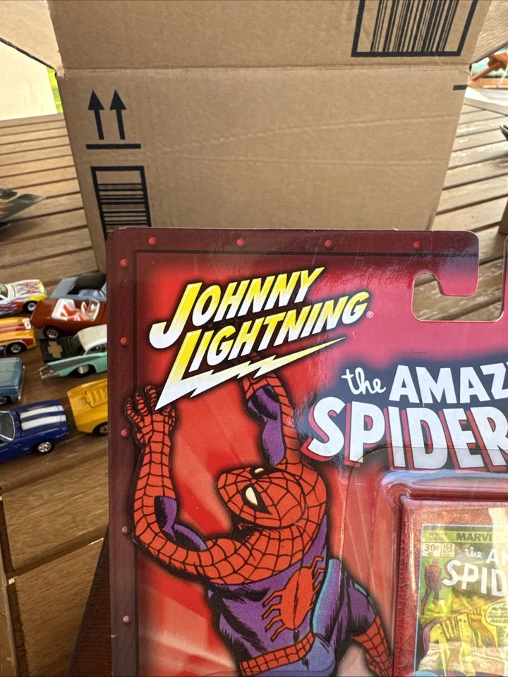 Johnny Lightning 2004 Amazing Spider-Man - 1973 Dodge Charger Real Rider - Изображение 3 из 4