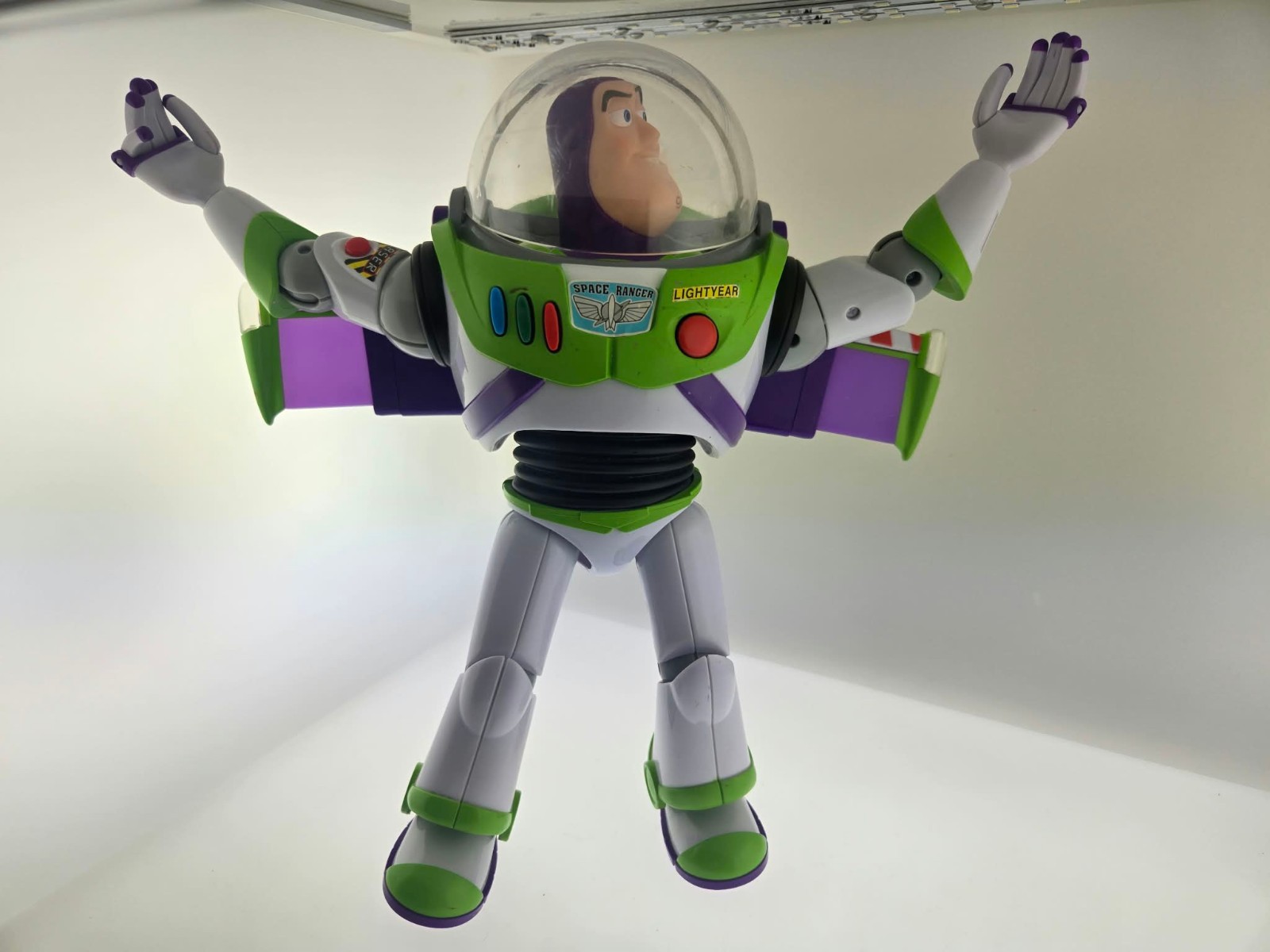 Toy Story Thinkway Talking  Buzz Lightyear 12 inches