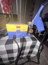 Hakko FM204-01 Self-Contained Desoldering Station Fm-2024 Desoldering Tool