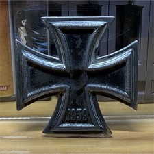 Repro German Iron Cross 1939 Medal Badge, WWII Militaria Germany with the symbol