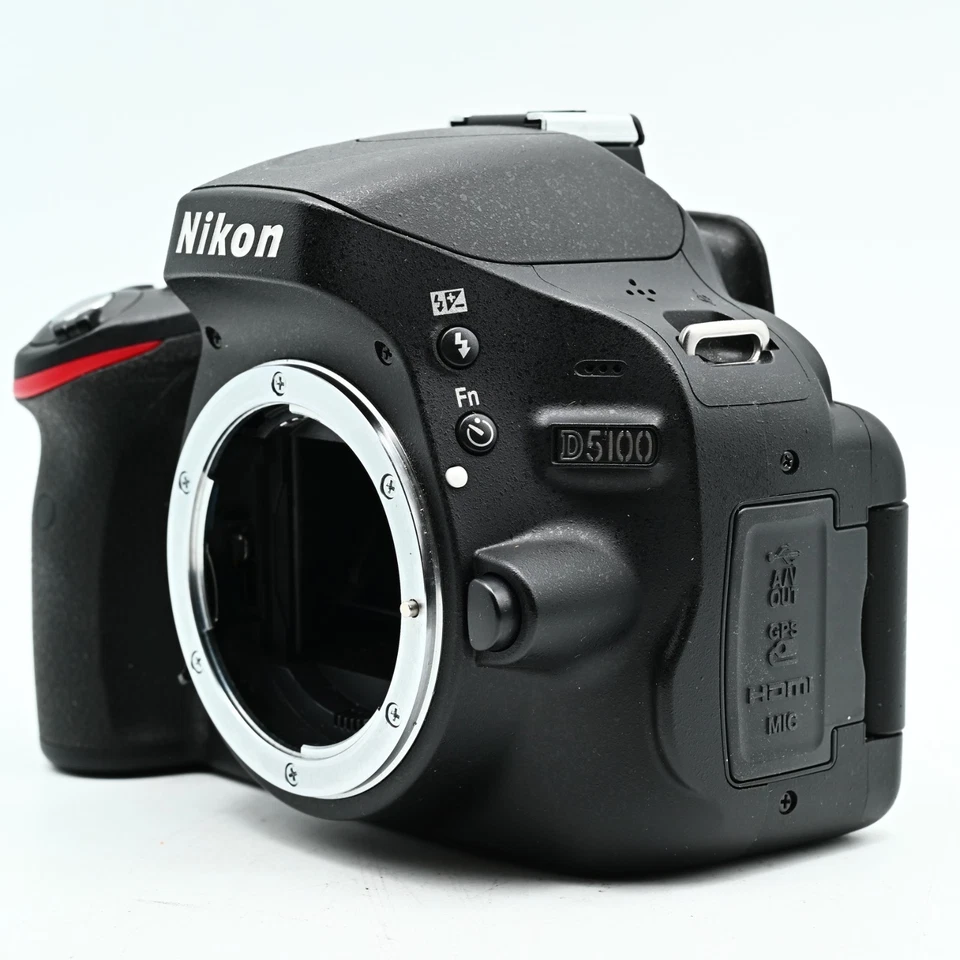 Cámara Nikon D5100 16,2 MP DSLR con lente VR de 18-55 mm [casi nueva / 10.570... - Imagen 2 de 4