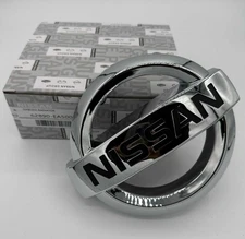 NISSAN 2005-2016 FRONTIER XTERRA PATHFINDER FRONT GRILLE EMBLEMS OPEN-BOX