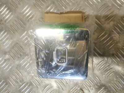 Schneider LISSE GGBL5000WPC Ungeschalteter Stirn - 13A Chrom poliert + weißer Einsatz