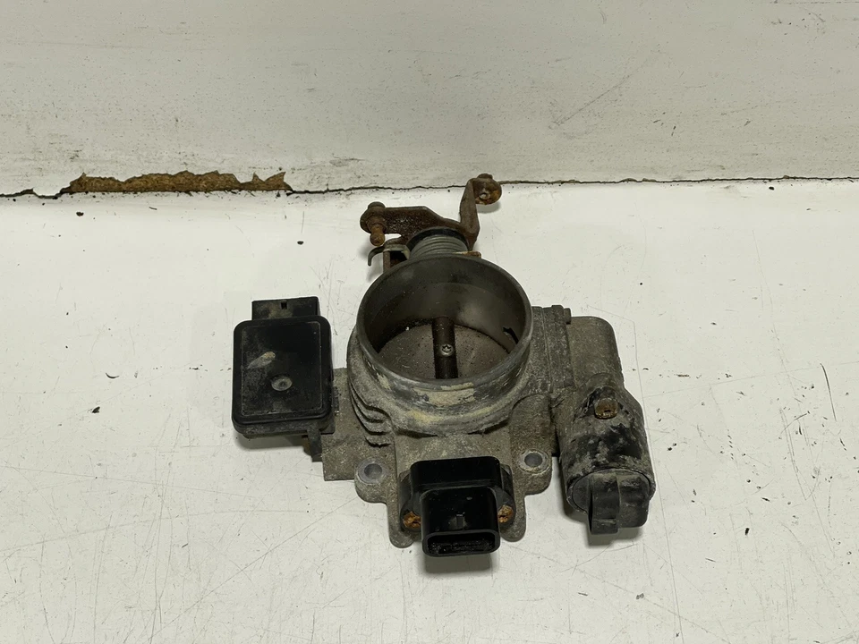 97 Jeep Wrangler TJ Throttle Body 4.0L 6 Cylinder 53030846 CC 3DD - Image 4 of 4